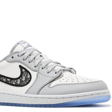 Load image into Gallery viewer, Jordan 1 Retro Low &quot;Dior&quot;
